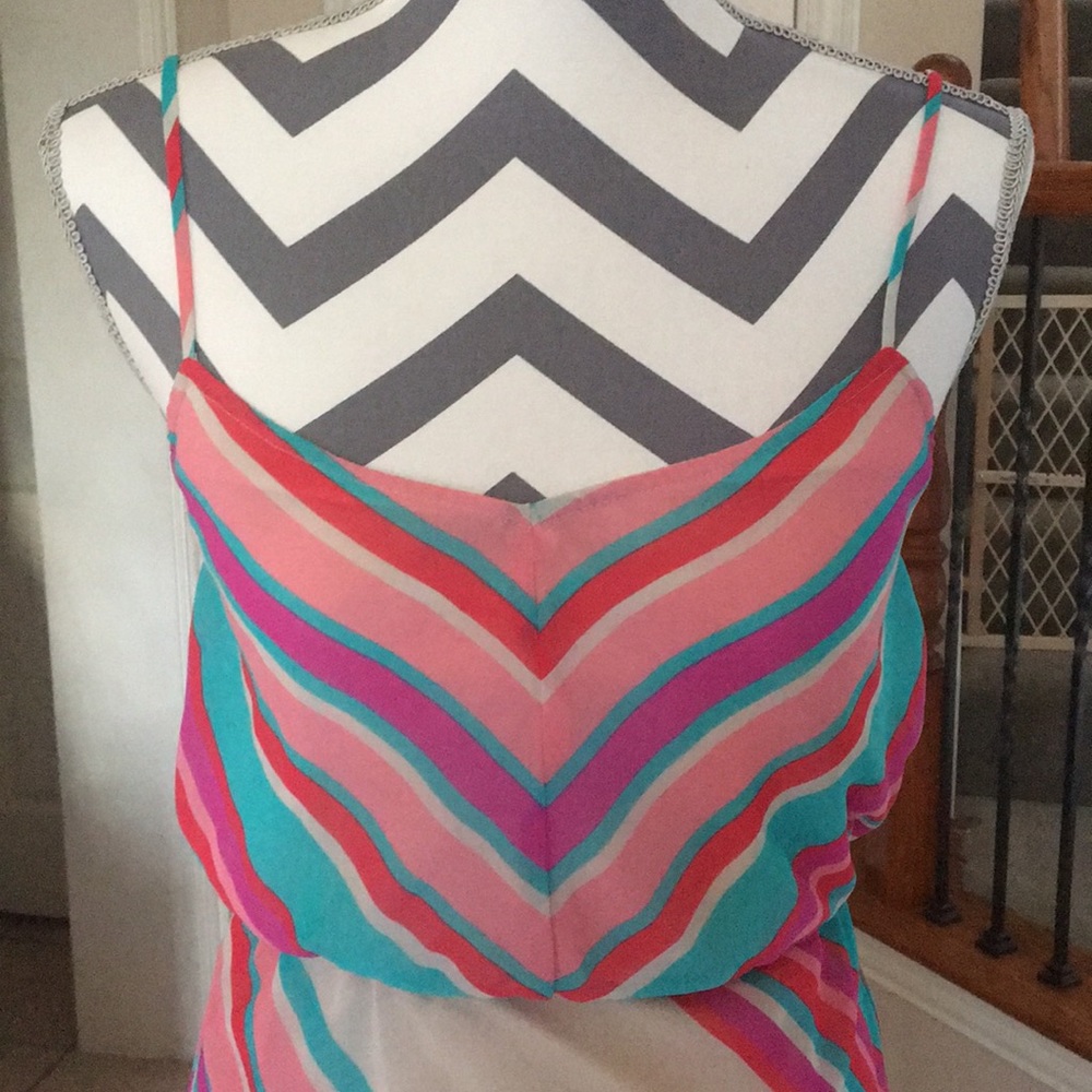 Chevron Maxi size Small - Picture 2 of 3